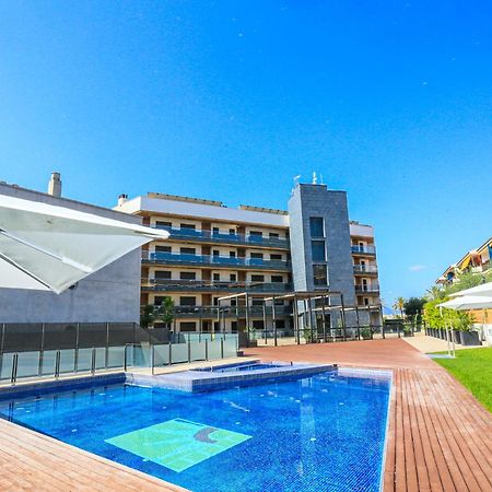 Tropicana Mar Litoral - Only Families カンブリルス エクステリア 写真