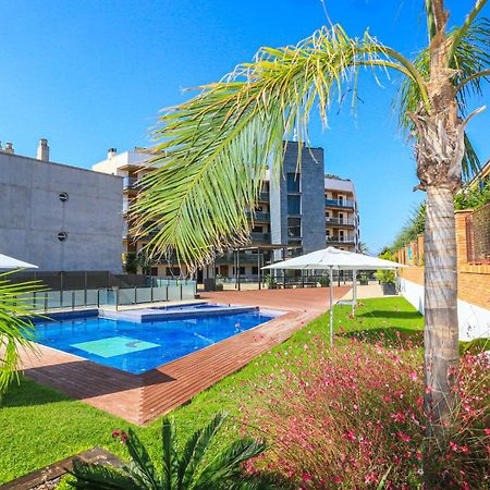 Tropicana Mar Litoral - Only Families カンブリルス エクステリア 写真