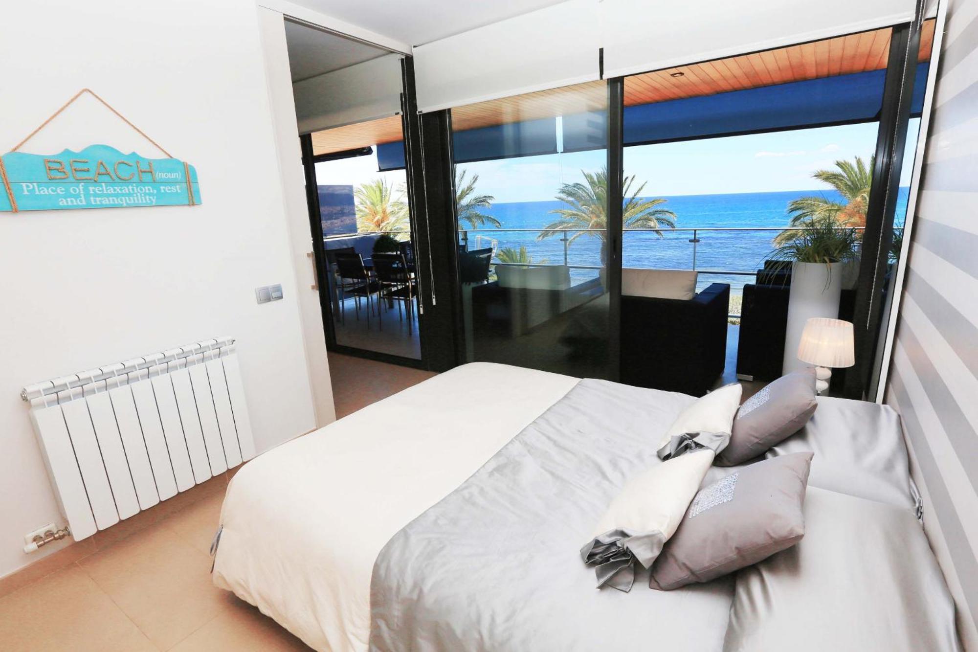 Tropicana Mar Litoral - Only Families カンブリルス エクステリア 写真