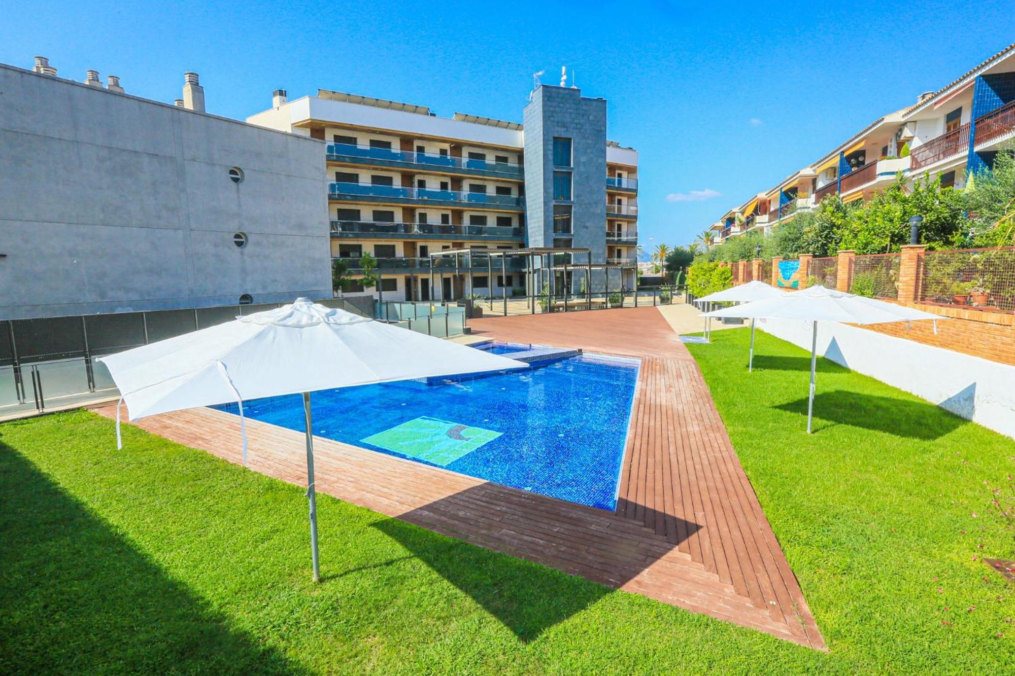 Tropicana Mar Litoral - Only Families カンブリルス エクステリア 写真